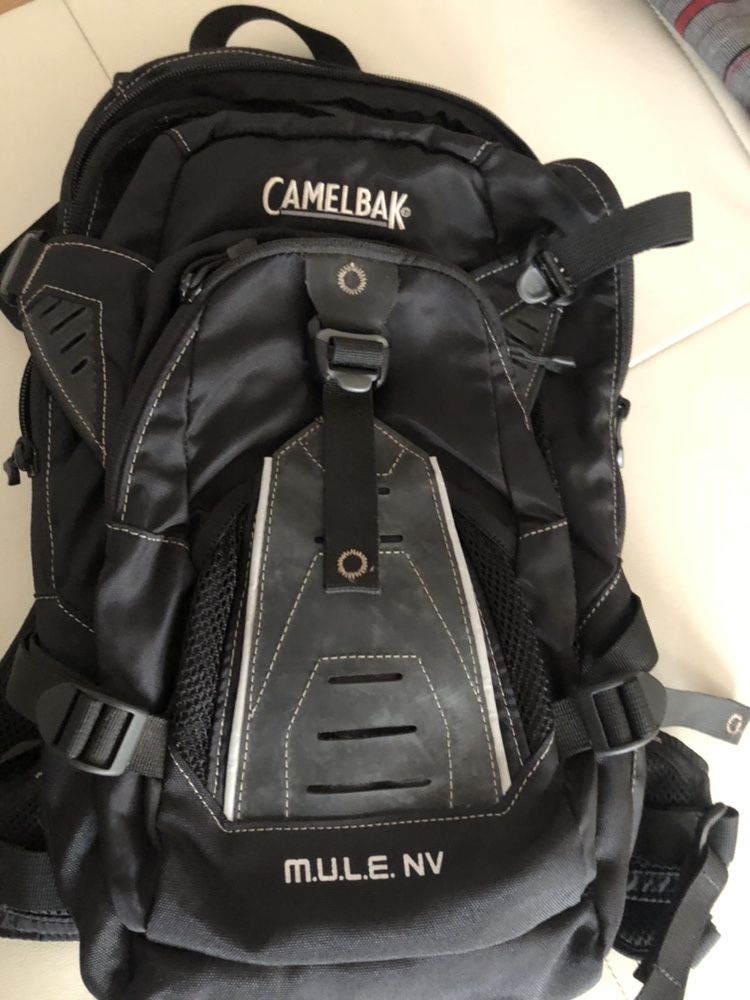 Mochila de BTT com proteção nas costas Camelbak