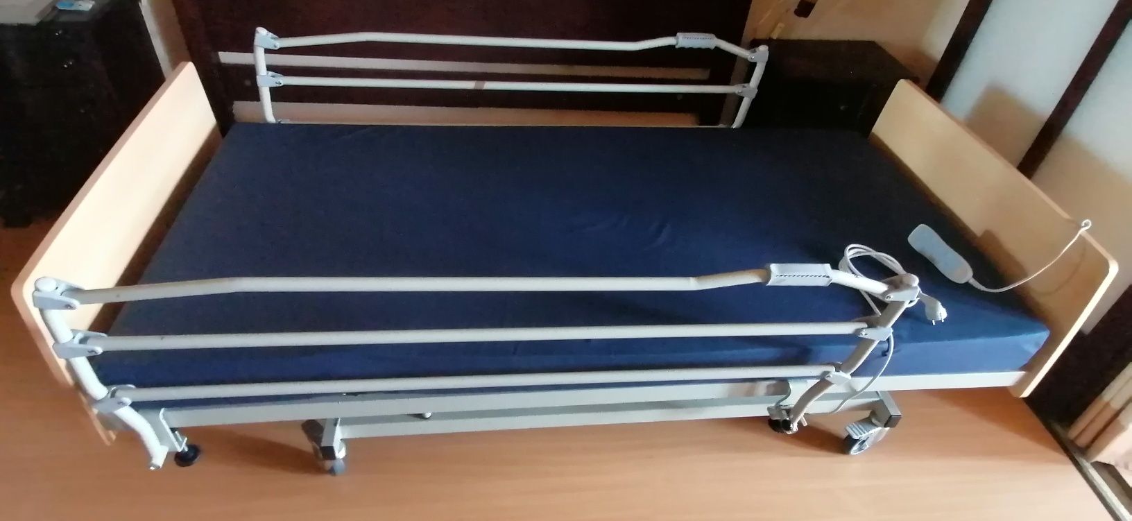 Conjunto Cama Elétrica Articulada com Guardas Laterais e Colchão