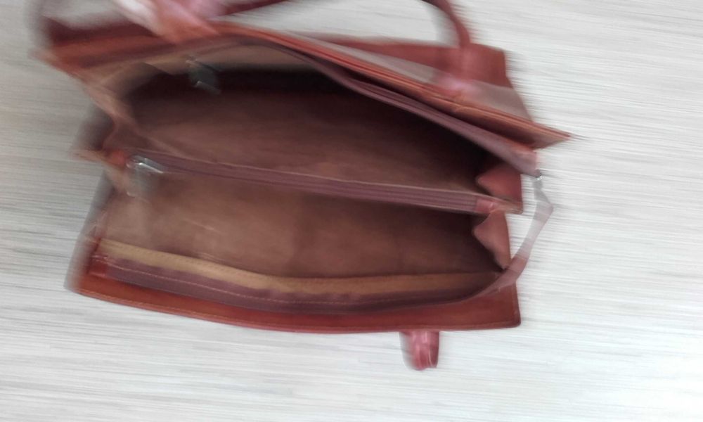 Torebka damska skórzana firmy Joop, brązowa