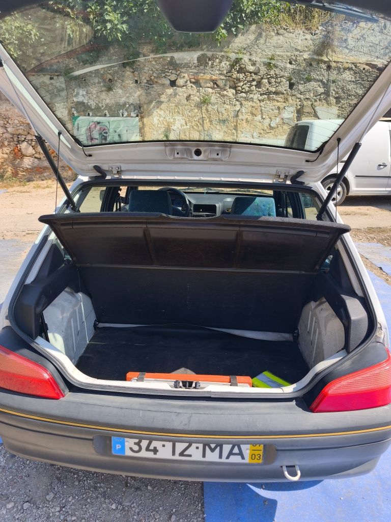 Peugeot 1.0 106 gasolina