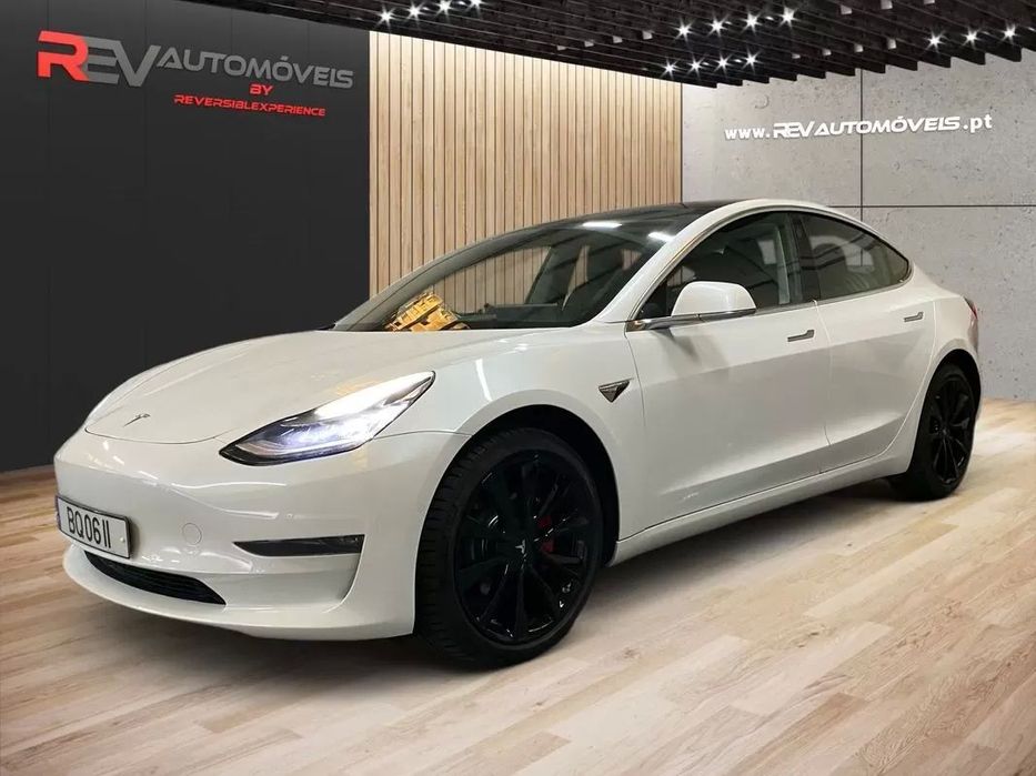 Tesla Model 3 Long Range AWD Dual Motor