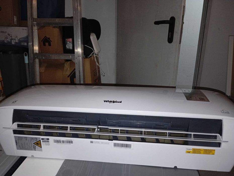 Instalação e venda Ar Condicionado whirlpool 12000  INVERTER