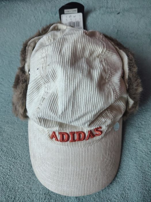 Czapka Adidas Ocieplona.