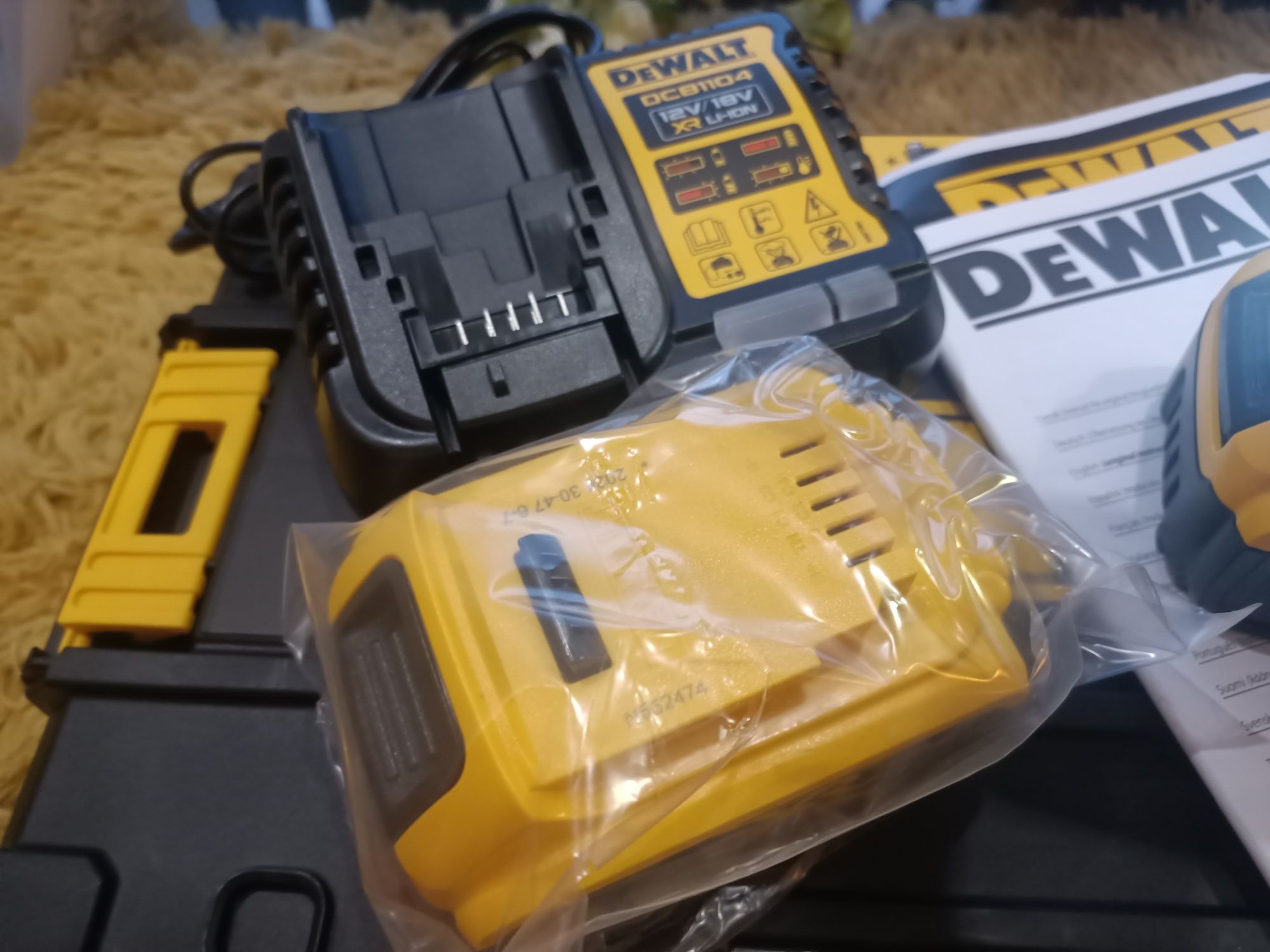 Nowa 24 r Mocna Wkrętarka DeWalt dcd996p2 2 bat 5ah+ ładow