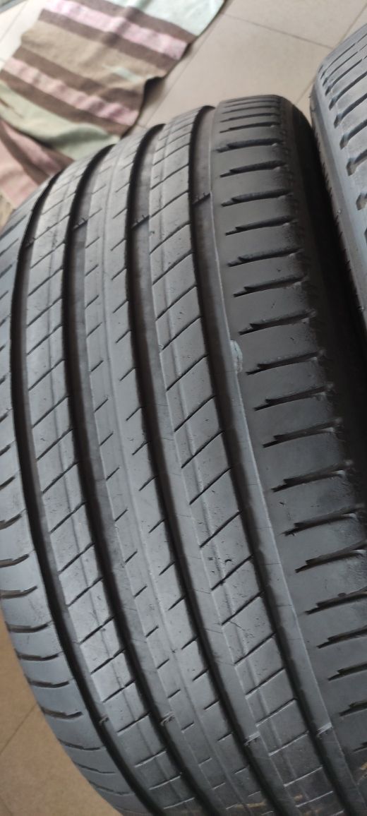 Pneus 275 40 r 20 semi novos Michelin