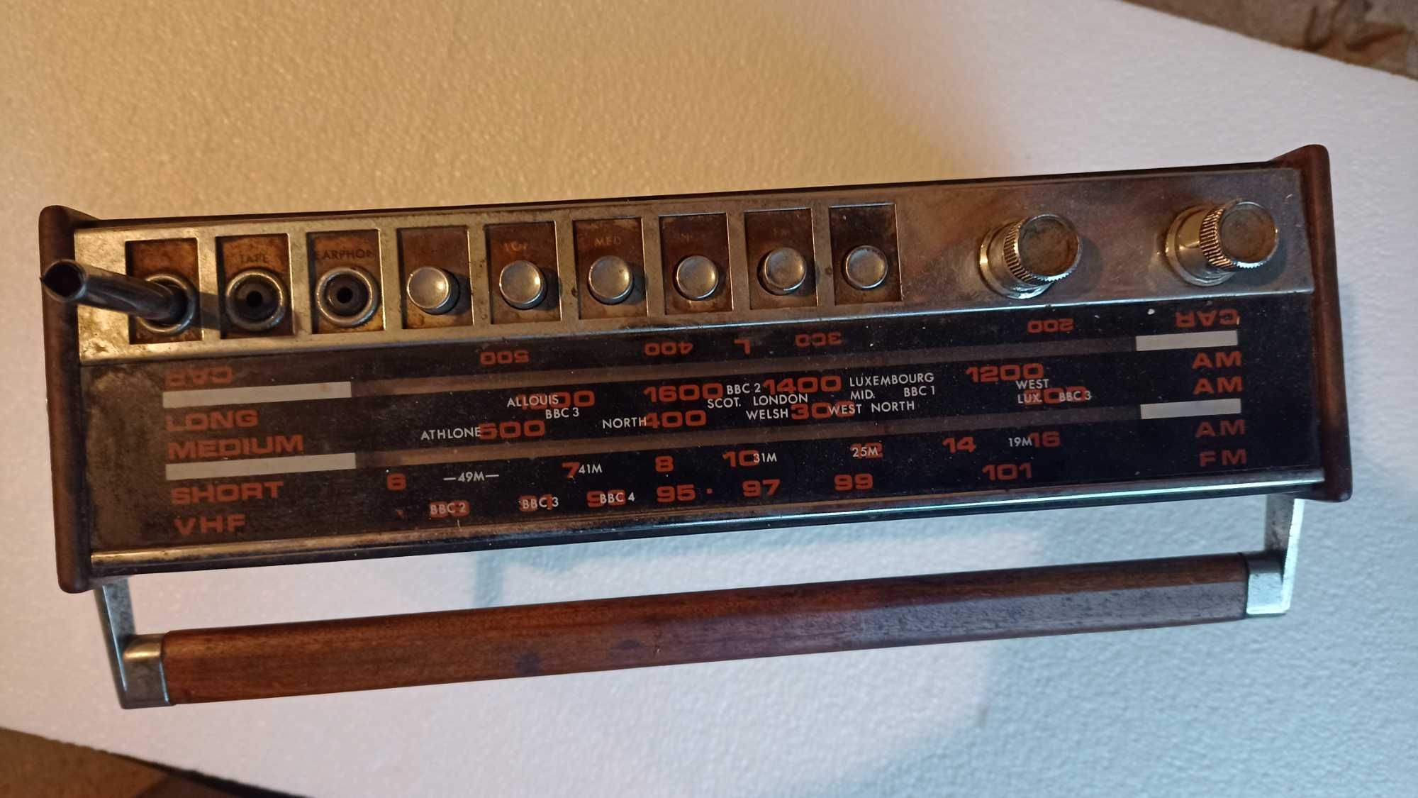 Stare radio Ferguson Caravelle z czasów PRL