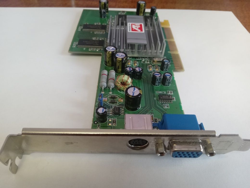 Видеокарта ATI RADION 9000, 64Mb DDR TVO