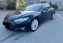 Tesla Model S 2014