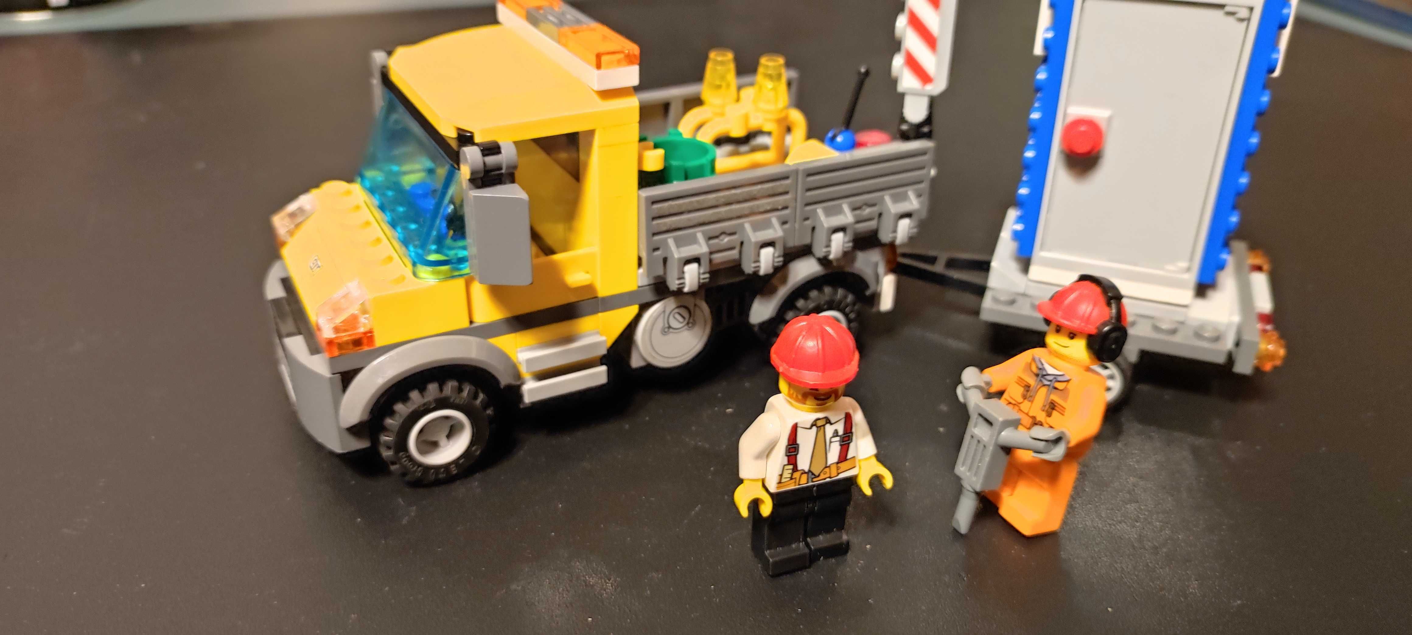 LEGO City 60073 Samochód i Toi Toi
