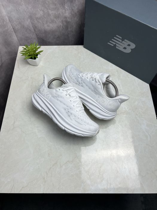 Кроссовки Hoka Clifton 9 Розмір 40 Original Взуття