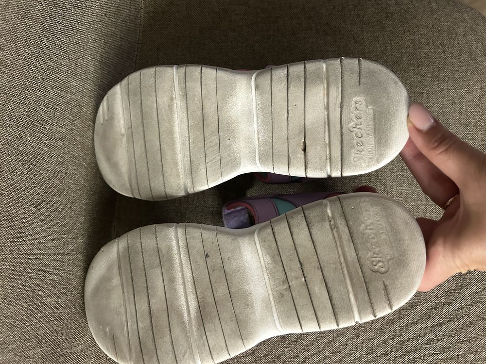 Босоніжки skechers
