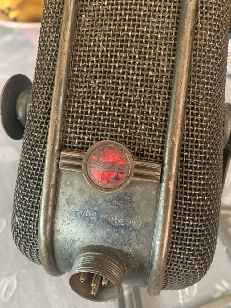 Microfone Phillips Type 9559 (finais anos 40)