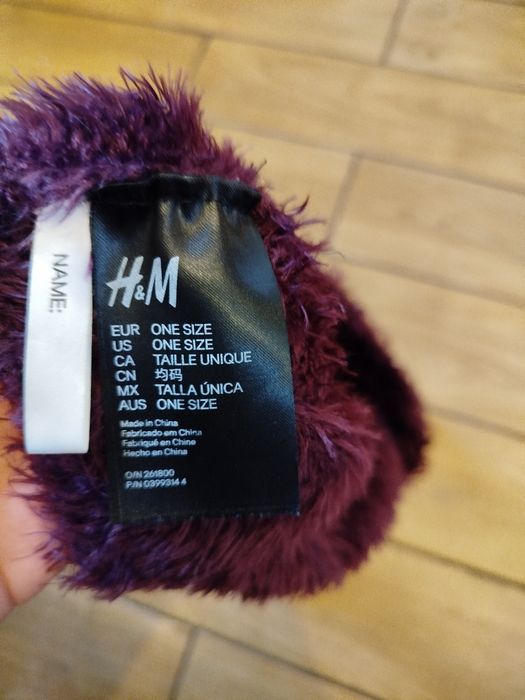 Komin. Hm. Jesienny. Ciemny fioletowy, śliwkowy, futerkowy