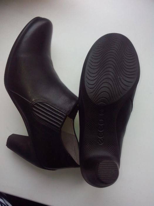 Ботинки,туфли, ботильоны ecco 41 р-р