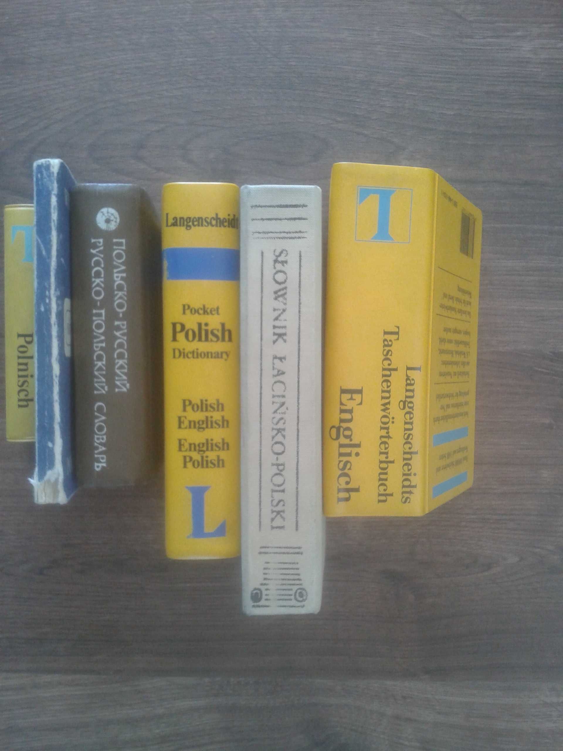 Słowniki Dictionaries