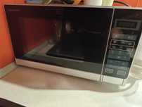 Mikrofala Sharp R242W 800W stan.    b. dobry