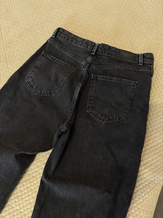 Джинсы stradivarius. Стан нових. Розмір м.