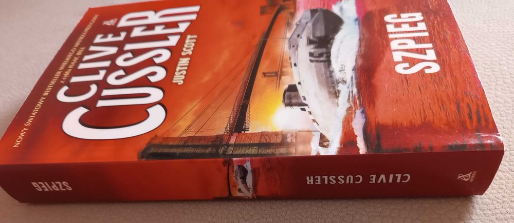 Clive Cussler "Szpieg"