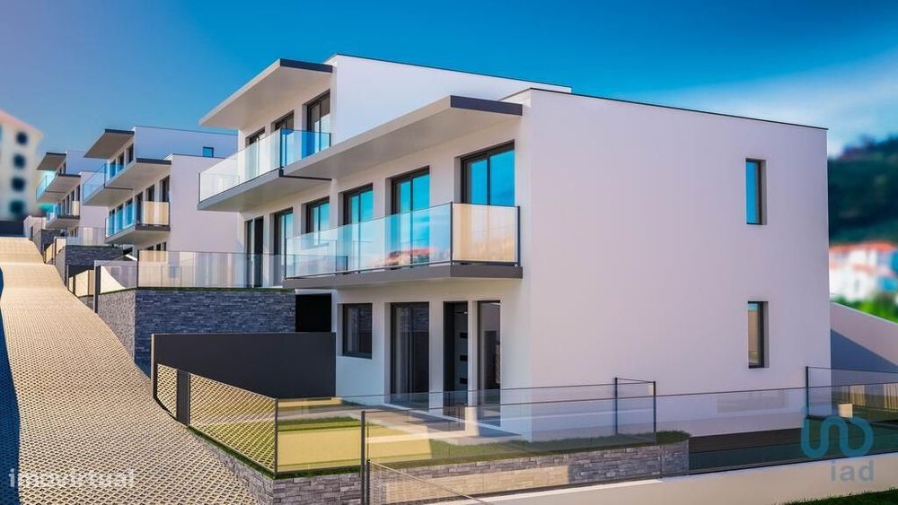 Casa / Villa T3 em Caniço de 223,00 m2