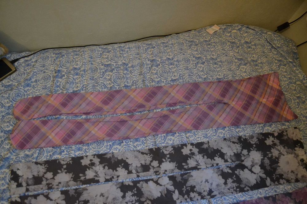 Mocne rajstopy w różowo - żółtą kratkę