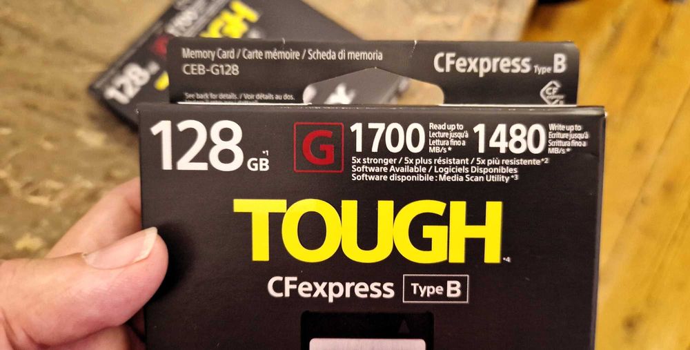 2 X CFexpress B 128 GB Sony Tough NOVOS
