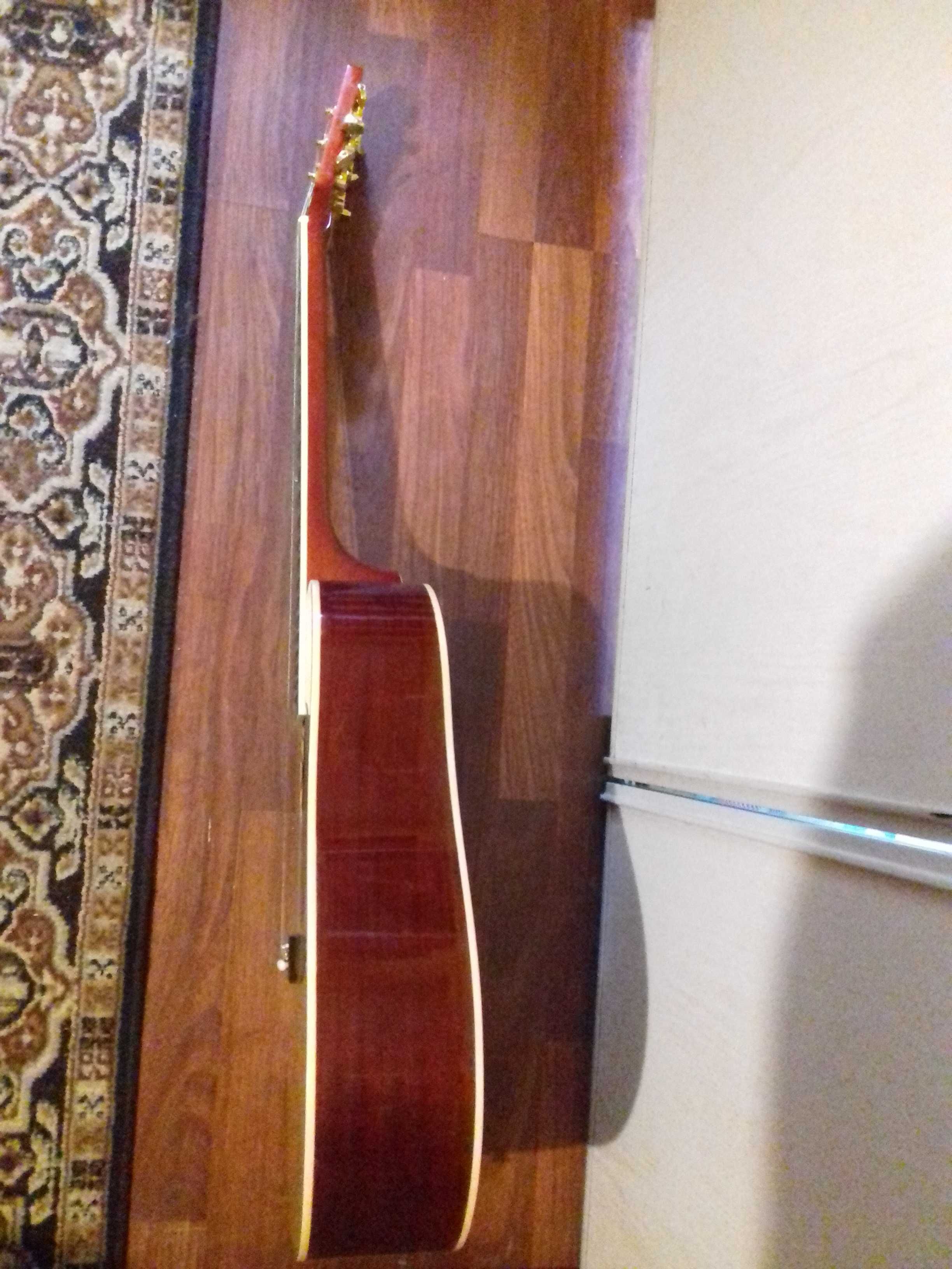 Dobra gitara akustyczna