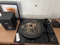 Gira discos Rega + pre amp rega + colunas Bluetooth