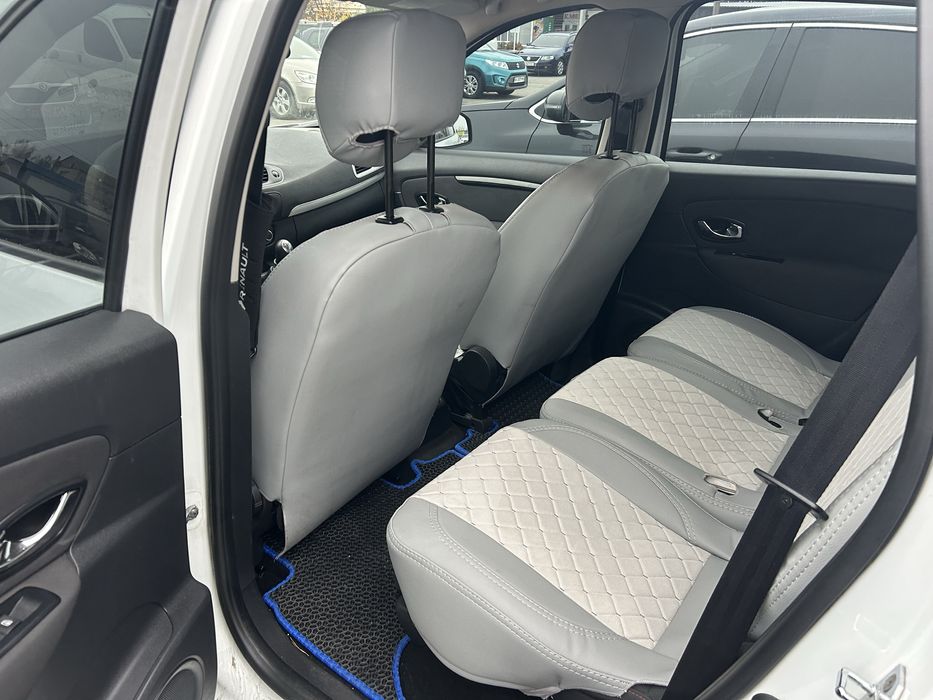 Рено Гранд Сценік