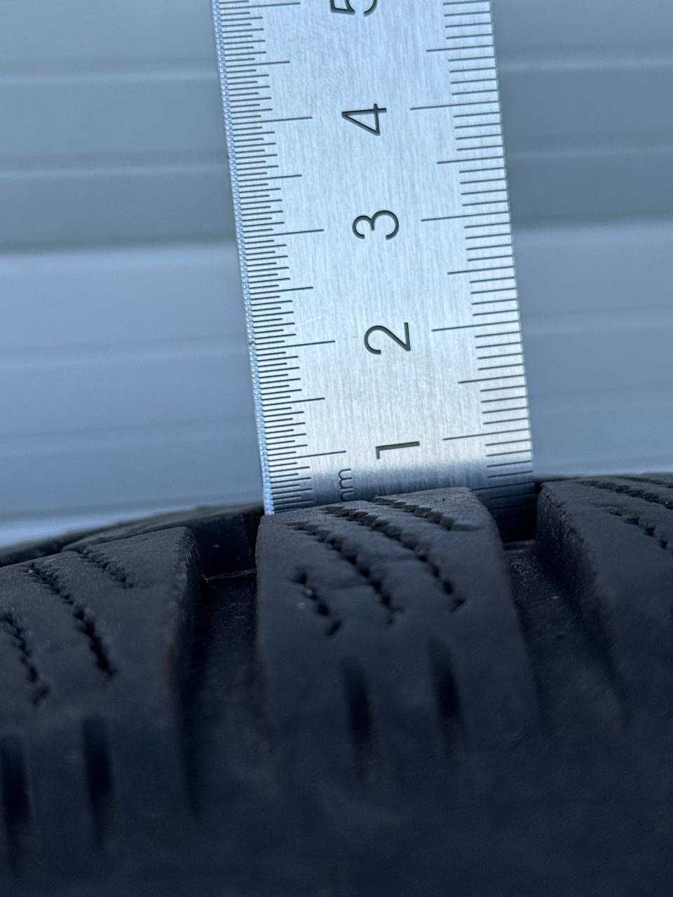 Зимова гума, шини Dunlop Winter Sport 5 (205/50 R17)