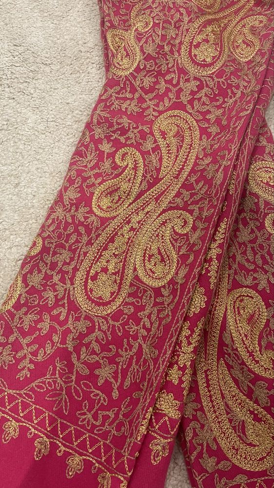 Lenço/ Cachecol caxemira rosa e Dourado