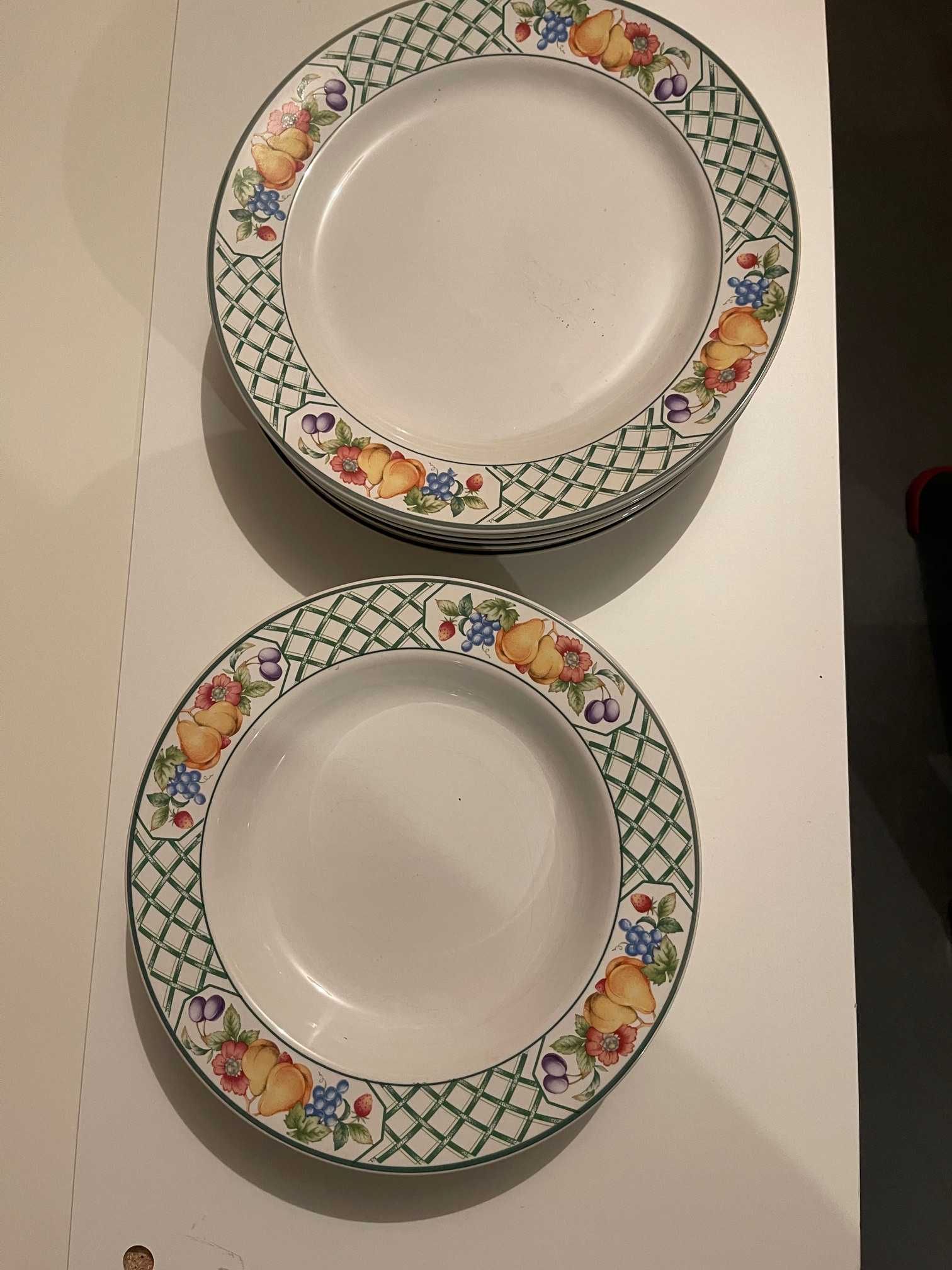 6 talerzy porcelanowych 3 głębokie 3 płaskie i 3 gratis w owocowy wzór