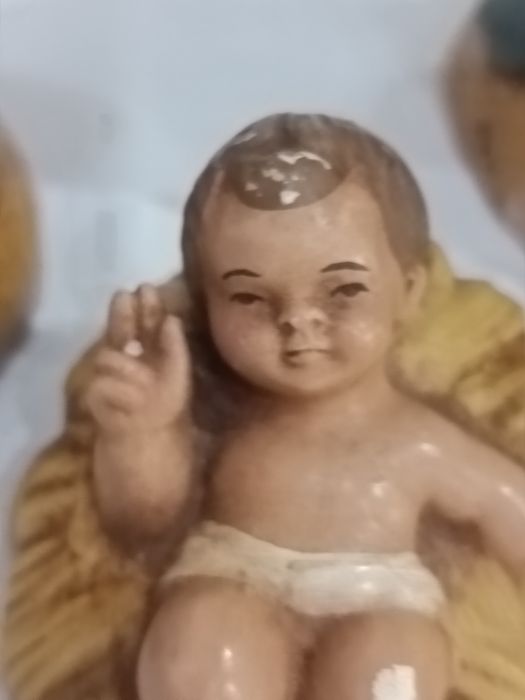 Imagens de presépio antigo