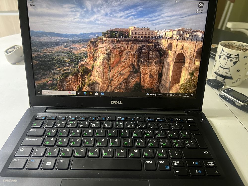 Dell Latitude 7280 i5 8gb 128 gb LTE Windows 10