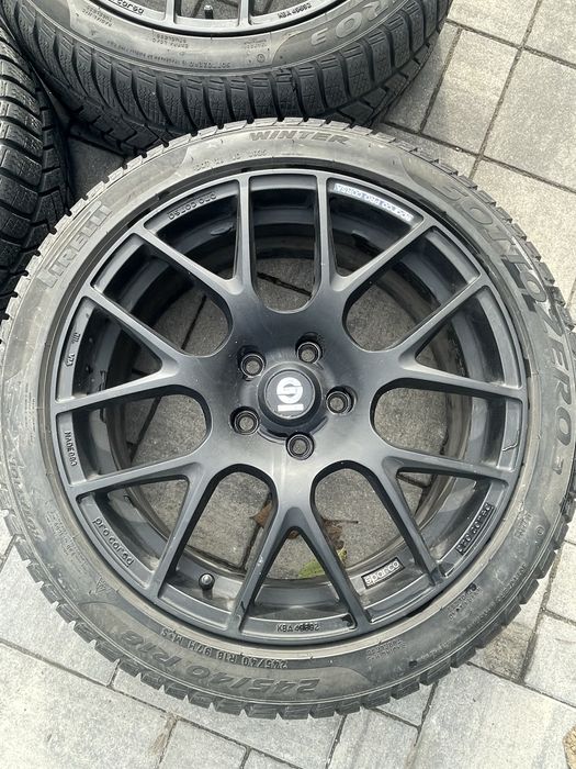 Felgi aluminiowe sportowe Sparco Pro Corsa, z oponami zimowymi