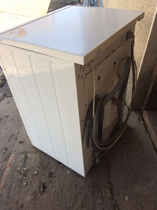 продам пральню машину неробоча