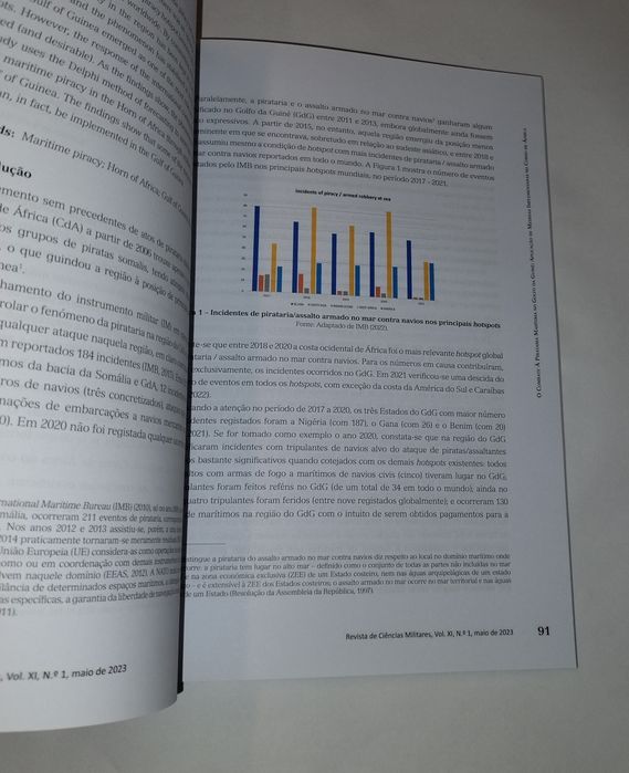 Revista de Ciências Militares 

Centro de Investigação e desenvolvimen
