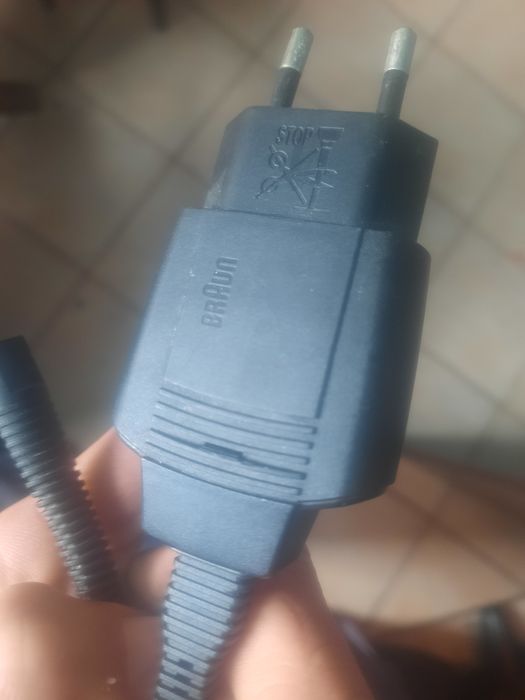 Ładowarka do maszynki BRAUN