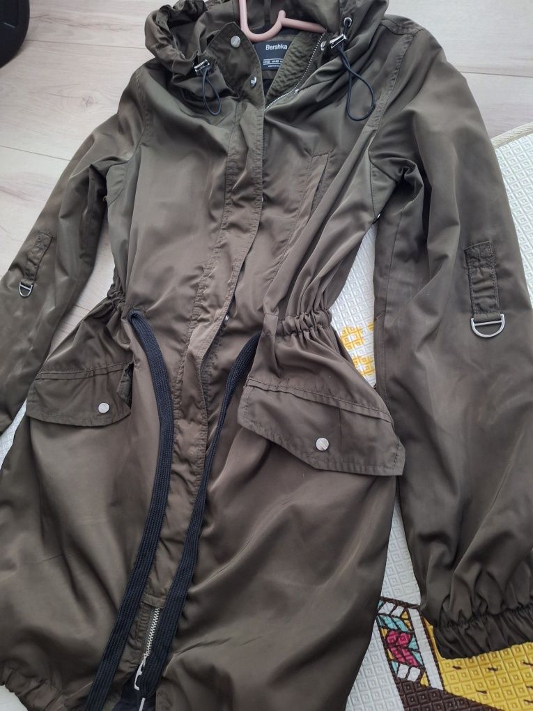 Parka khaki z kapturem wiosenna Bershka r. Xs