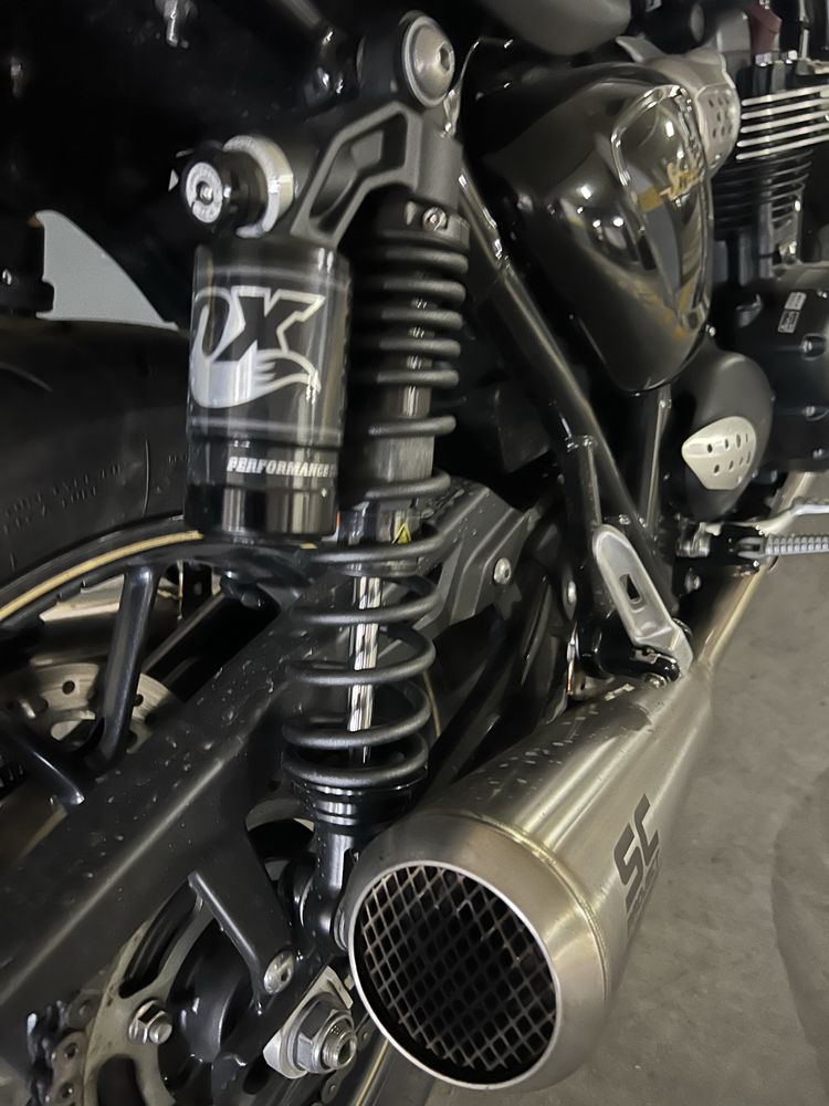 Triumph Street Cup Cafe Racer