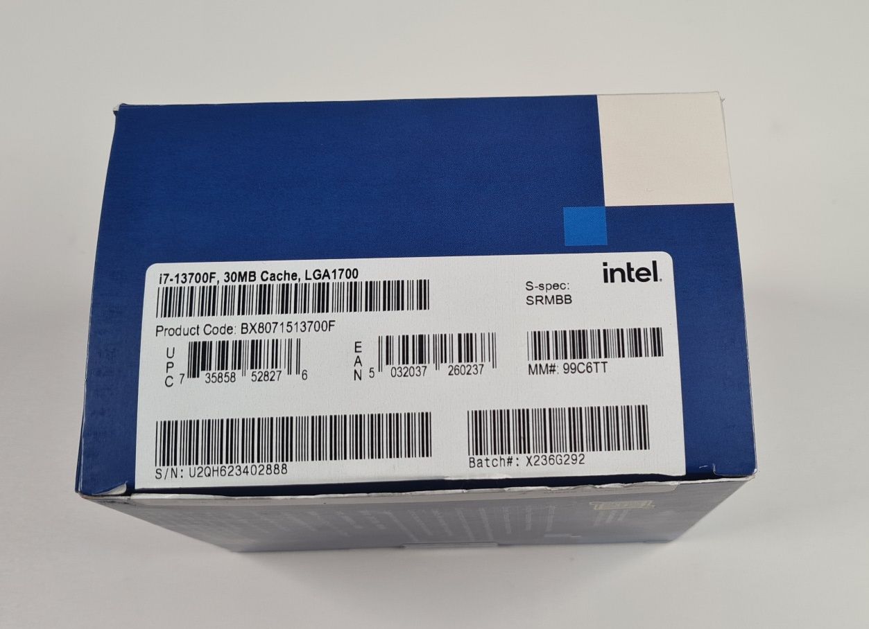 Cooler Intel na procesor (wentylator, chłodnica)