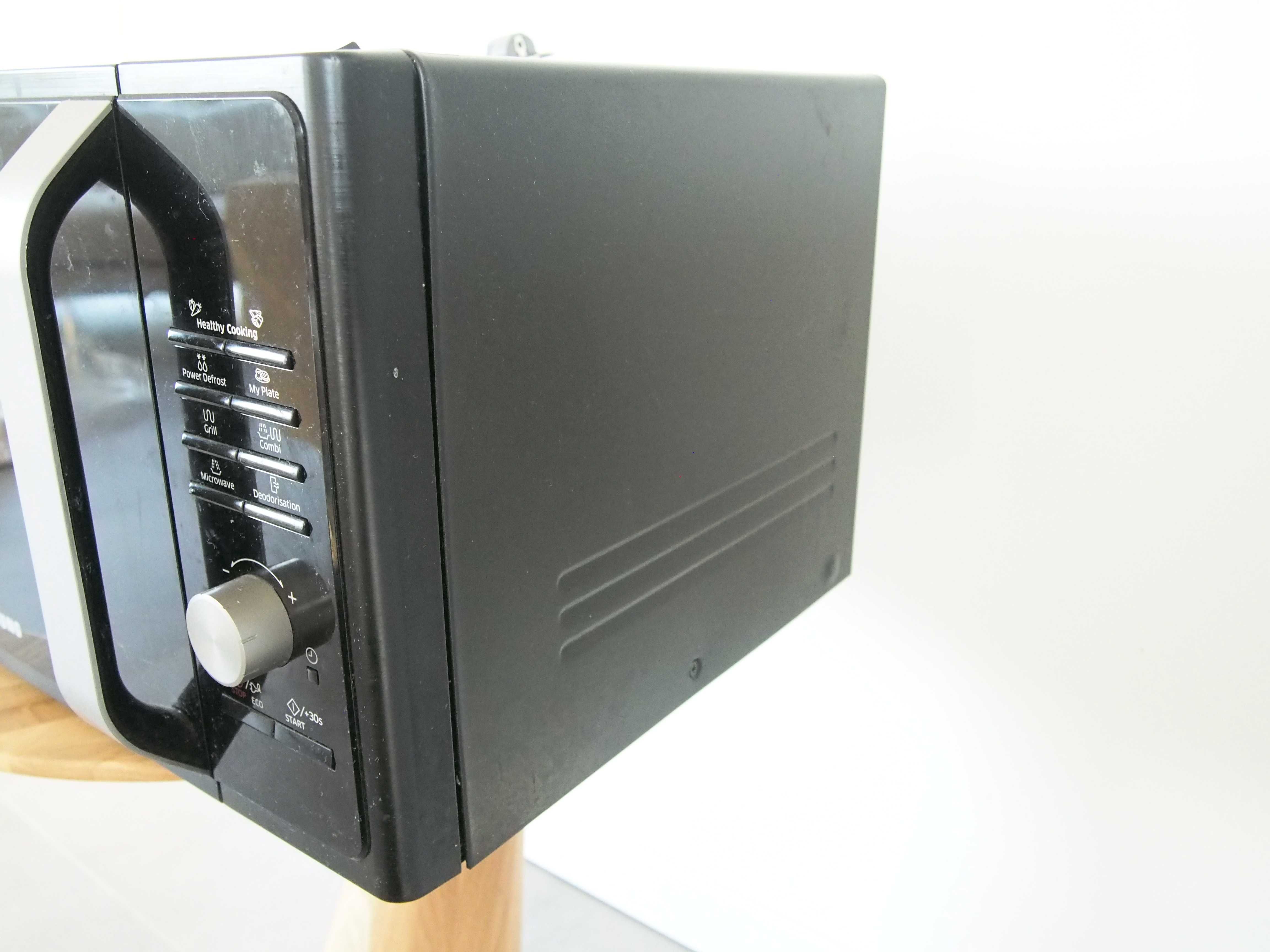 Kuchenka mikrofalowa wolnostojąca Samsung 900W