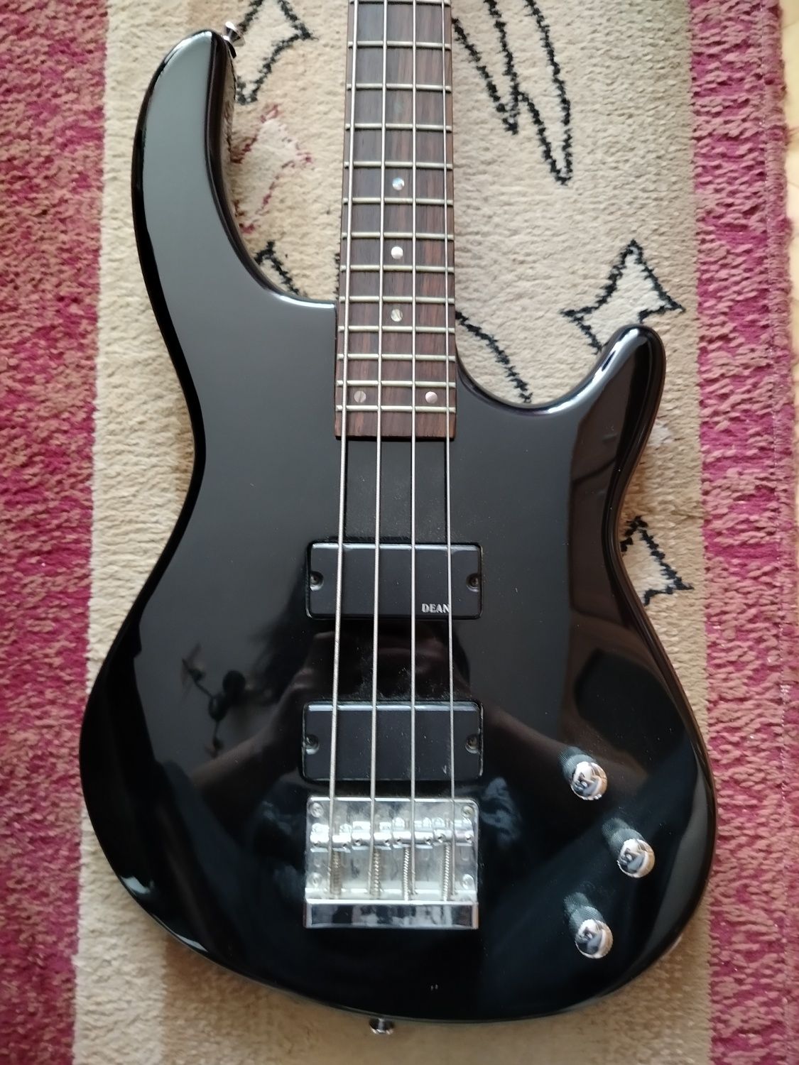 Gitara Basowa Dean Edge One