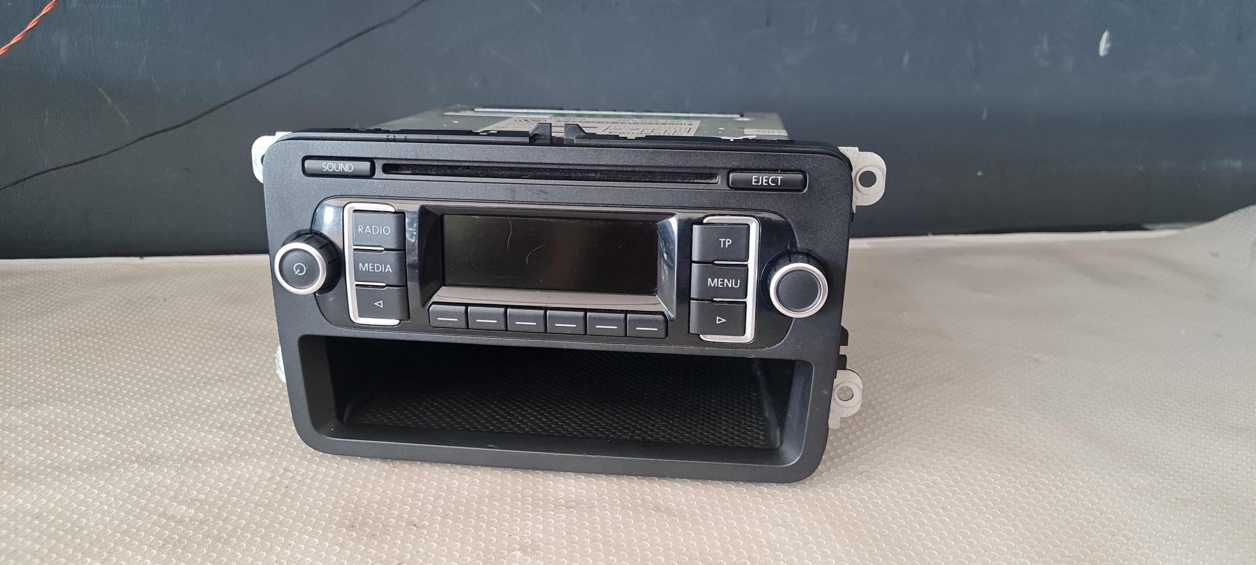 VW Passat B6 Polo RCD210 Radio Mp3 Aux z kodem