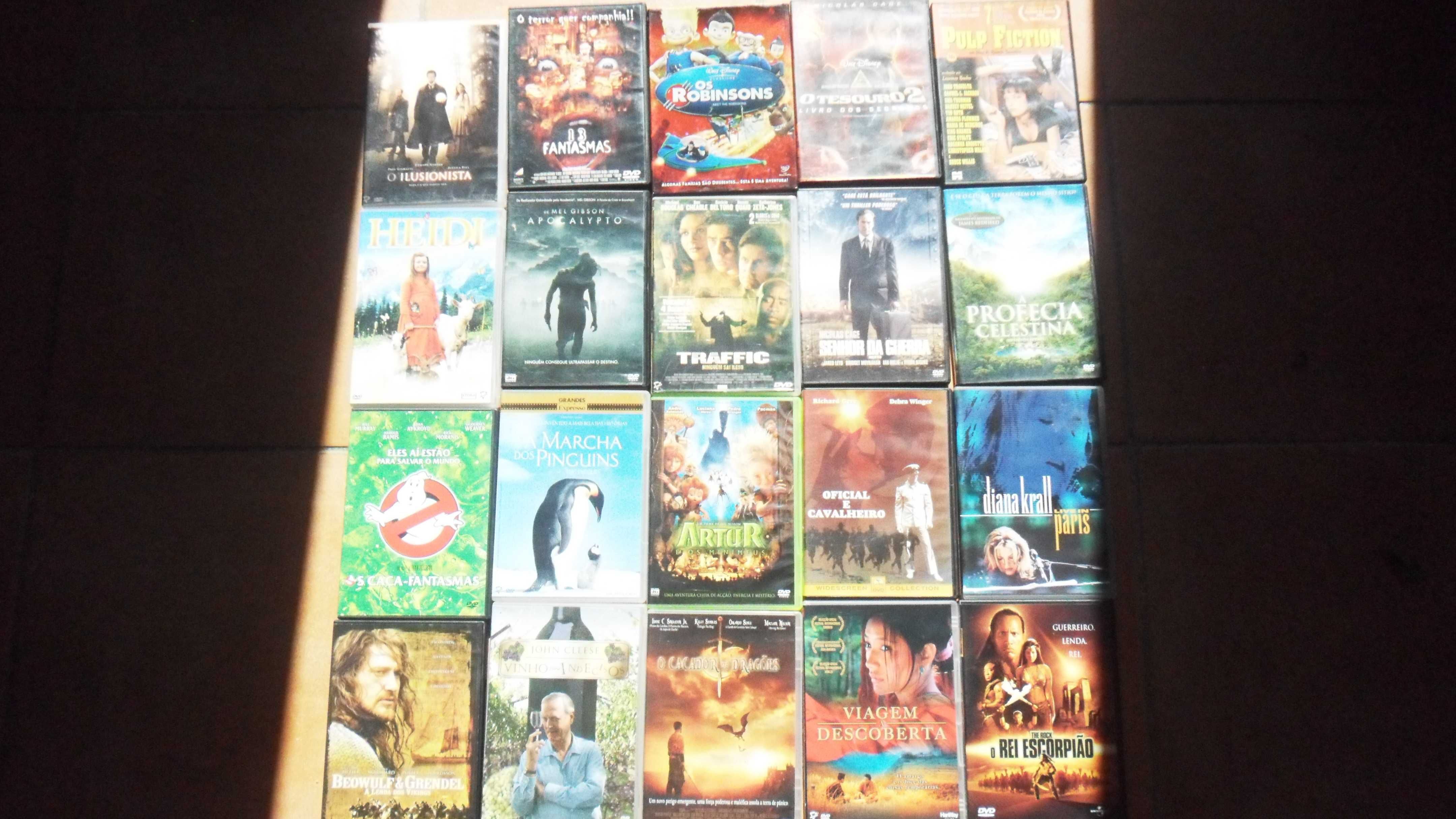 DVDs à escolha = €5 (filmes originais como novos)