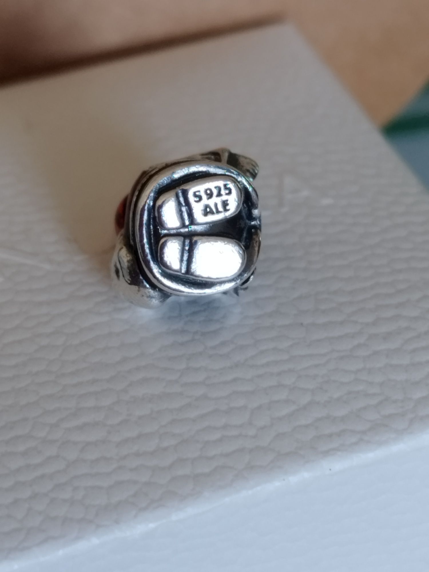 Pandora charms Święty Mikołaj