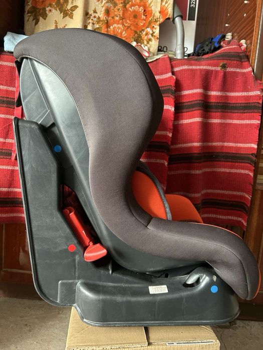 Продам Автокресло Nania