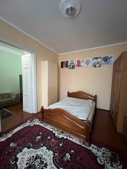 Двокімнатна частина будинку. Р-н Пивзавод