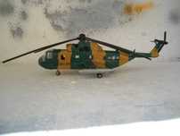 Helicóptero KIT militar ver fotos e descrição