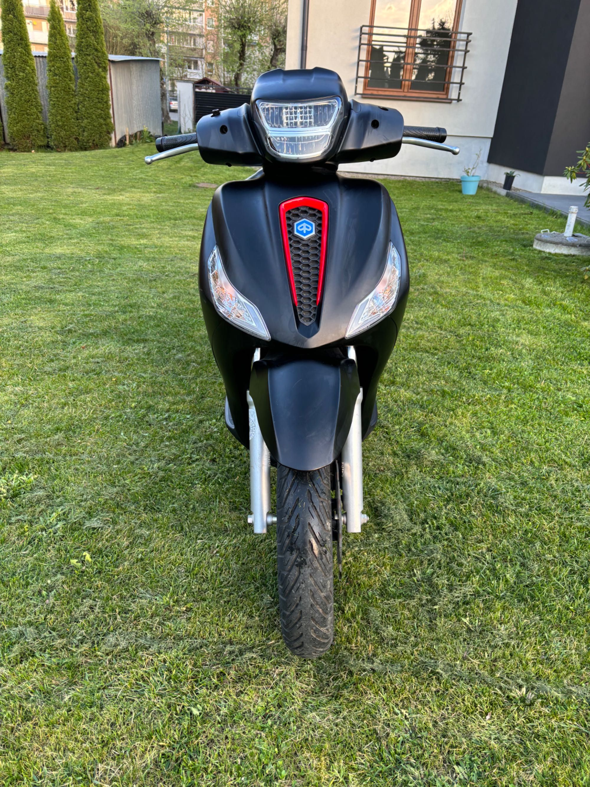 Piaggio Medley 125