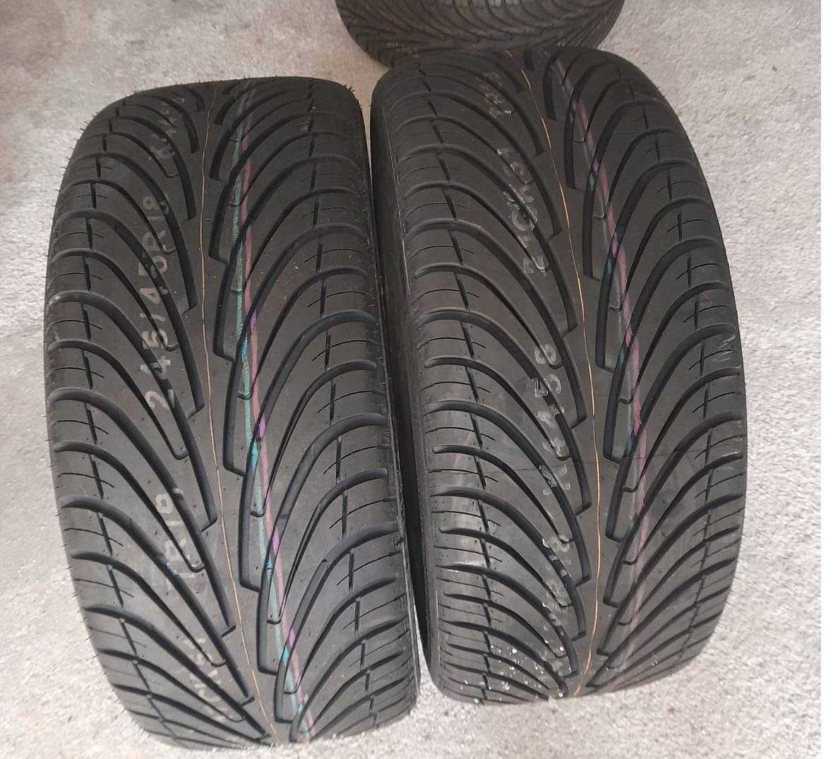 2 pneus Novos 245/45R18 Roadstone